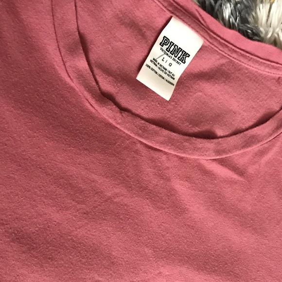 Victoria Secret T-shirt - Picture 2 of 4